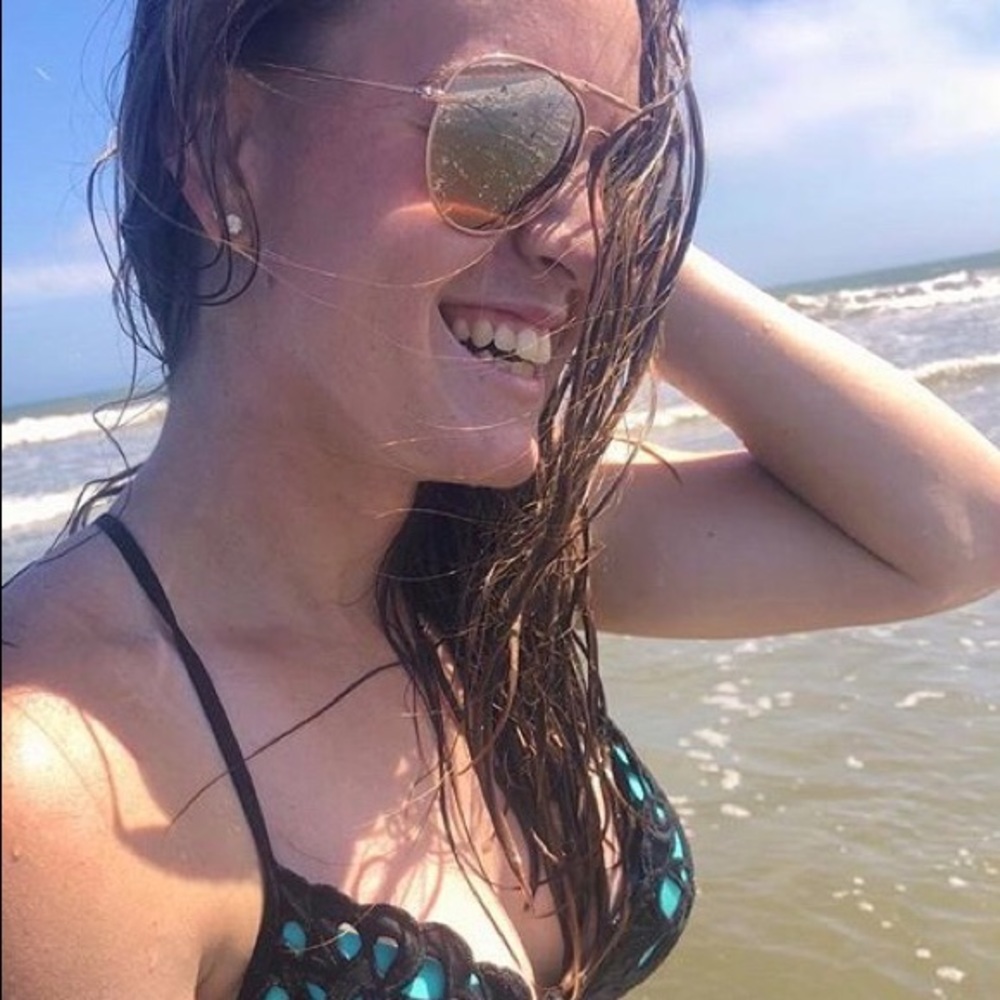 Meet your Posher, Erin